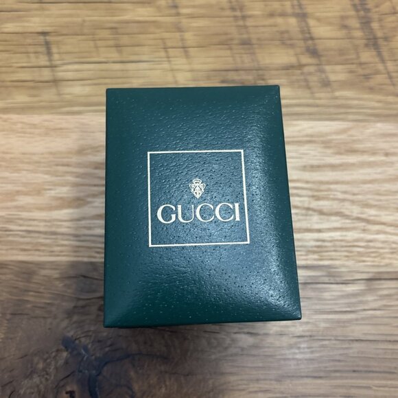 Gucci Women's Gold-Tone Flex Bracelet Vintage11/12 0243312 See Description - Picture 8 of 8